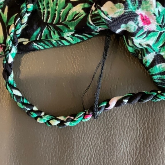 Black House White Market Lush Floral Black Dress - Picture 11 of 12